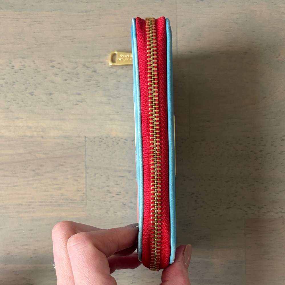 Disney Loungefly Dumbo Blue Wallet with Red Zip - Picture 6 of 6